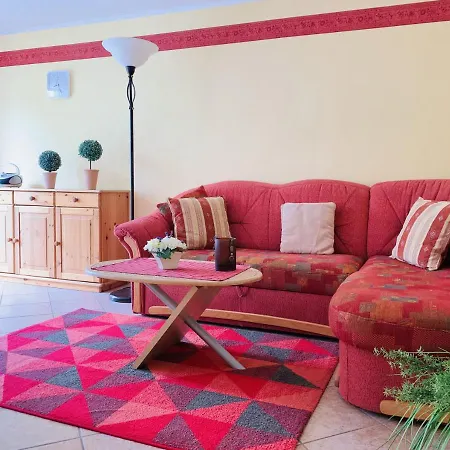 Studio-apartment Zacher 1 - 3 ホームステイ