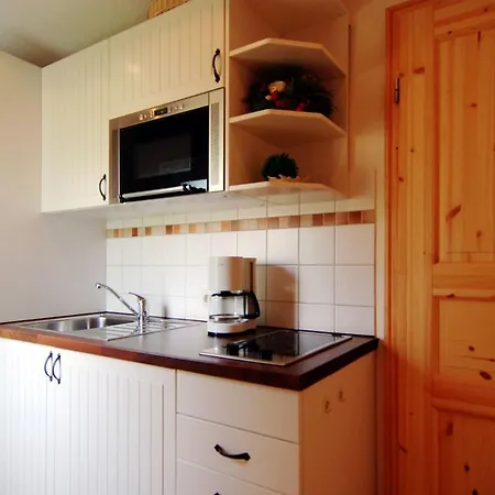 ホームステイ Studio-apartment Zacher 1 - 3 *